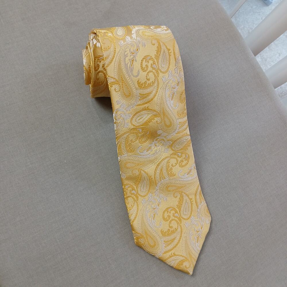 The Tie Bar Yellow Gold Paisley Jacquard Necktie silk designer classic long